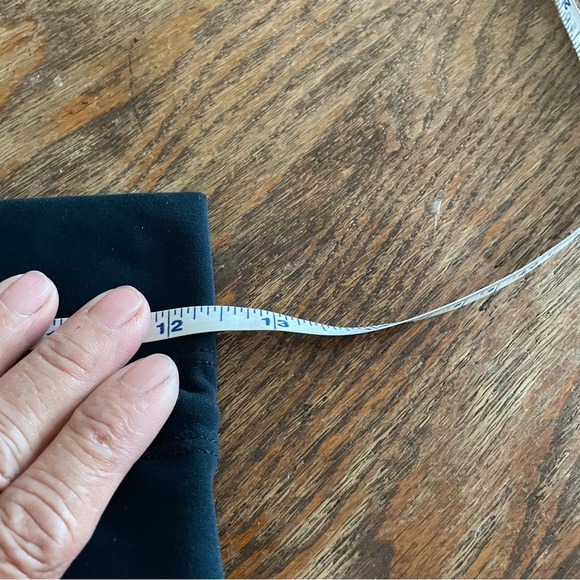 Vuori navy blue High-Waisted Leggings size small - Picture 4 of 5